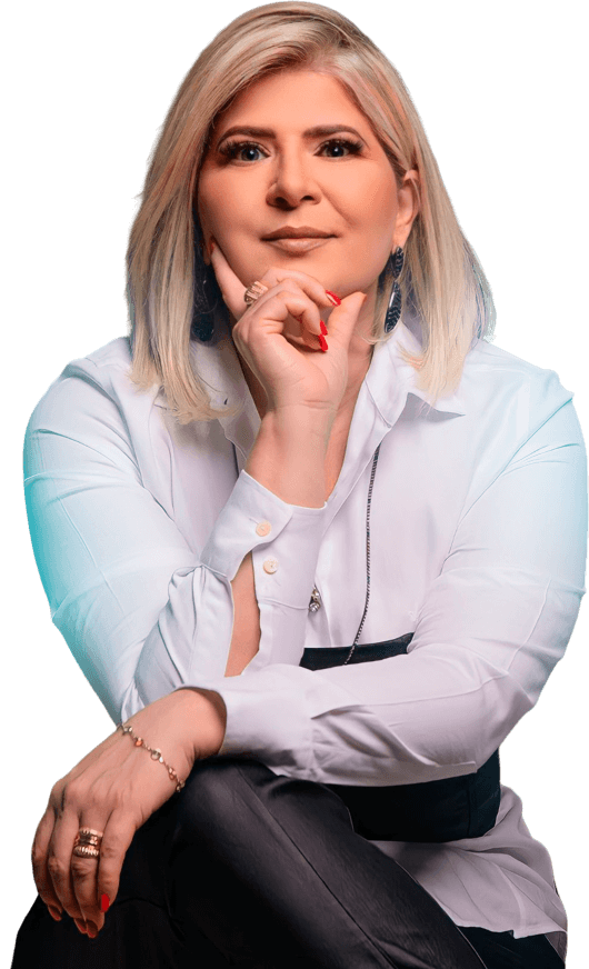 Imagem de Eliane Delmondes a mentora do crédito inteligente com camisa na cor branco